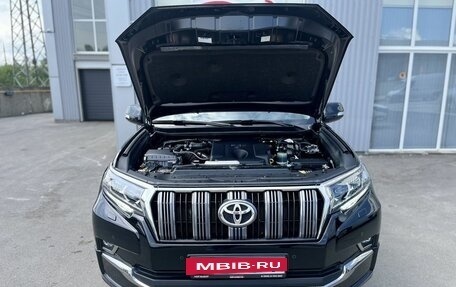 Toyota Land Cruiser Prado 150 рестайлинг 2, 2019 год, 4 999 000 рублей, 4 фотография