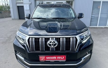 Toyota Land Cruiser Prado 150 рестайлинг 2, 2019 год, 4 999 000 рублей, 3 фотография
