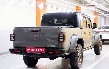 Jeep Gladiator, 2023 год, 5 087 000 рублей, 3 фотография