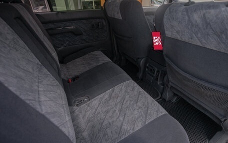Toyota Land Cruiser Prado 90 рестайлинг, 1999 год, 1 275 000 рублей, 11 фотография