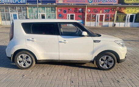 KIA Soul II рестайлинг, 2018 год, 1 490 000 рублей, 3 фотография
