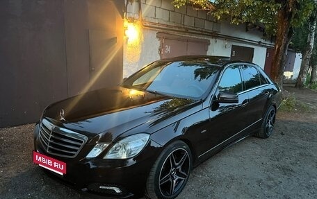 Mercedes-Benz E-Класс, 2009 год, 1 400 000 рублей, 2 фотография