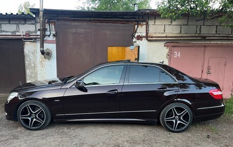 Mercedes-Benz E-Класс, 2009 год, 1 400 000 рублей, 4 фотография