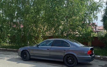BMW 5 серия, 1998 год, 610 000 рублей, 3 фотография