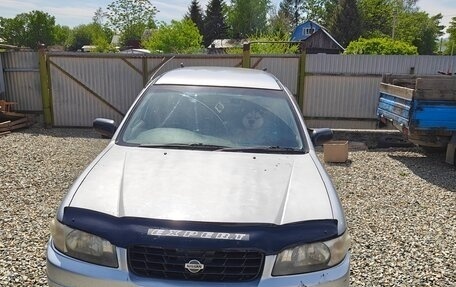 Nissan Expert, 2002 год, 400 000 рублей, 1 фотография
