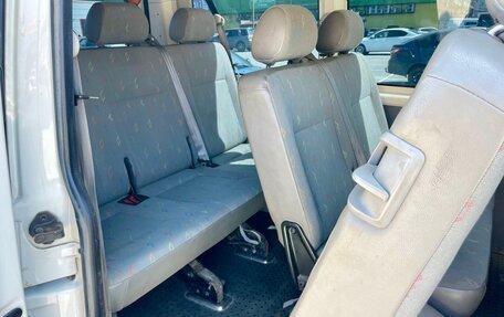 Volkswagen Transporter T5 рестайлинг, 2003 год, 920 000 рублей, 11 фотография