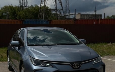 Toyota Corolla, 2019 год, 2 050 000 рублей, 4 фотография