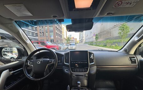 Toyota Land Cruiser 200, 2019 год, 9 900 000 рублей, 8 фотография