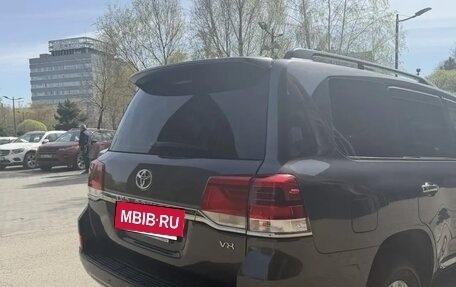 Toyota Land Cruiser 200, 2019 год, 9 900 000 рублей, 4 фотография