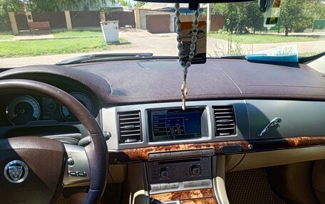 Jaguar XF I рестайлинг, 2011 год, 1 099 000 рублей, 23 фотография