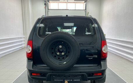 Chevrolet Niva I рестайлинг, 2019 год, 749 000 рублей, 5 фотография