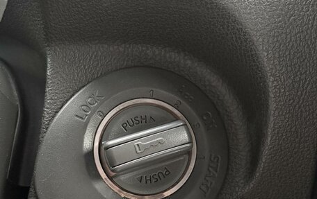 Nissan Pathfinder, 2012 год, 1 395 000 рублей, 24 фотография