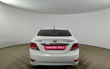 Hyundai Solaris II рестайлинг, 2012 год, 750 000 рублей, 7 фотография