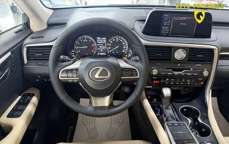 Lexus RX IV рестайлинг, 2021 год, 4 540 000 рублей, 10 фотография