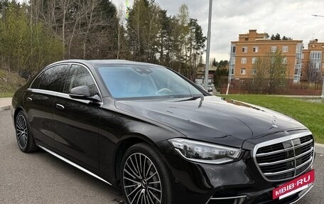 Mercedes-Benz S-Класс, 2023 год, 15 000 000 рублей, 2 фотография