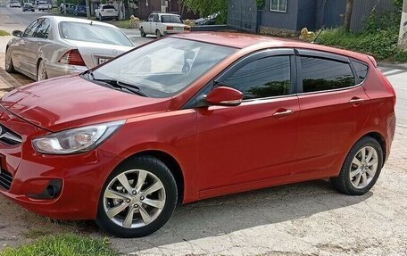 Hyundai Solaris II рестайлинг, 2012 год, 555 000 рублей, 4 фотография