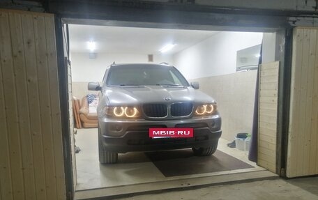 BMW X5, 2004 год, 1 680 000 рублей, 3 фотография