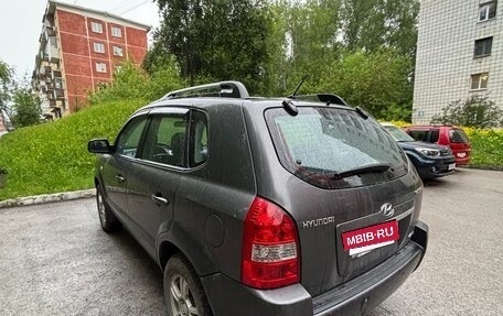 Hyundai Tucson III, 2008 год, 1 000 000 рублей, 4 фотография