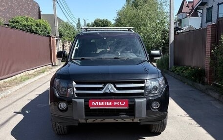 Mitsubishi Pajero IV, 2011 год, 1 850 000 рублей, 1 фотография