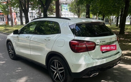 Mercedes-Benz GLA, 2019 год, 2 550 000 рублей, 3 фотография