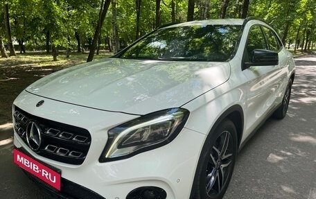Mercedes-Benz GLA, 2019 год, 2 550 000 рублей, 10 фотография