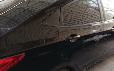 Hyundai Solaris II рестайлинг, 2013 год, 600 000 рублей, 4 фотография