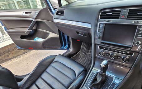 Volkswagen Golf VII, 2016 год, 1 600 000 рублей, 15 фотография