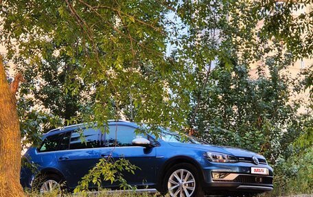 Volkswagen Golf VII, 2016 год, 1 600 000 рублей, 24 фотография