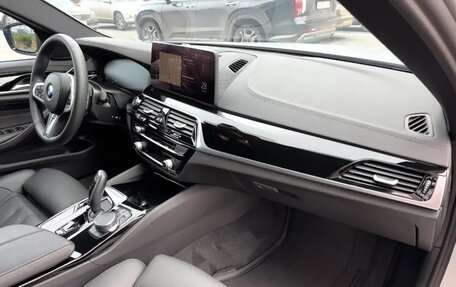 BMW 5 серия, 2020 год, 4 590 000 рублей, 6 фотография