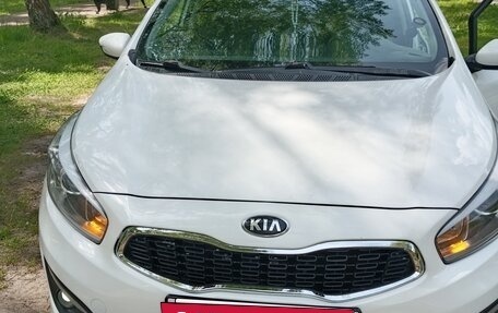 KIA cee'd III, 2017 год, 1 050 000 рублей, 2 фотография