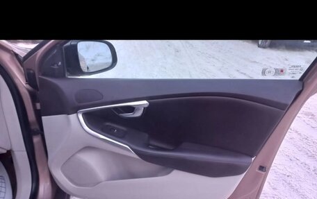 Volvo V40 II рестайлинг, 2013 год, 1 100 000 рублей, 4 фотография