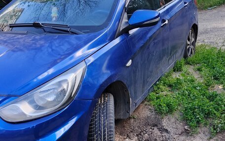 Hyundai Solaris II рестайлинг, 2013 год, 600 000 рублей, 3 фотография