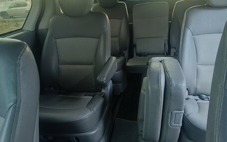 Hyundai Grand Starex Grand Starex I рестайлинг 2, 2009 год, 1 350 000 рублей, 8 фотография
