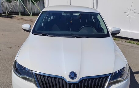 Skoda Rapid I, 2018 год, 1 450 000 рублей, 2 фотография