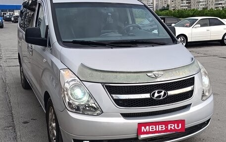 Hyundai Grand Starex Grand Starex I рестайлинг 2, 2009 год, 1 350 000 рублей, 3 фотография