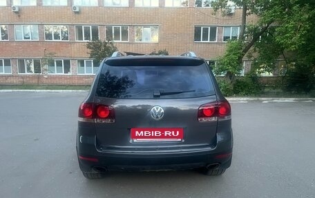 Volkswagen Touareg III, 2009 год, 950 000 рублей, 3 фотография