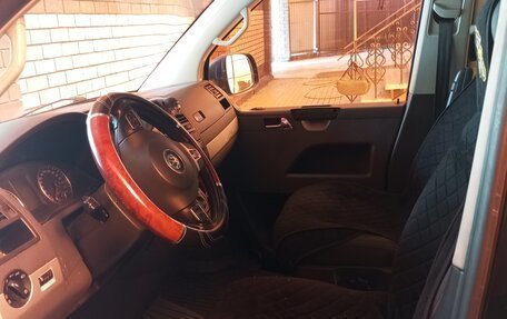 Volkswagen Multivan T5, 2010 год, 1 800 000 рублей, 5 фотография