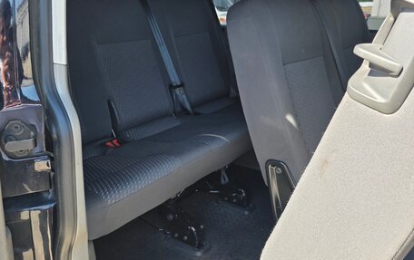 Volkswagen Caravelle T5, 2012 год, 1 580 000 рублей, 11 фотография