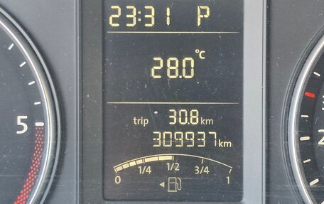 Volkswagen Caravelle T5, 2012 год, 1 580 000 рублей, 8 фотография