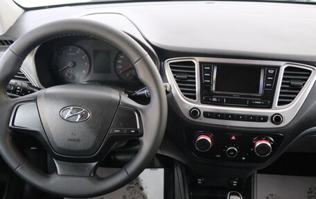 Hyundai Solaris II рестайлинг, 2018 год, 1 049 000 рублей, 9 фотография