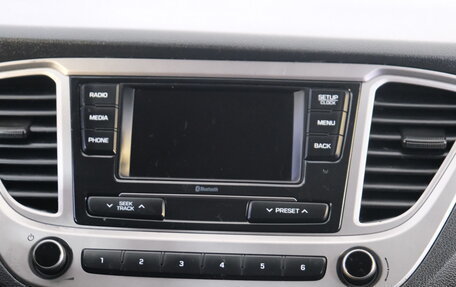 Hyundai Solaris II рестайлинг, 2018 год, 1 049 000 рублей, 12 фотография