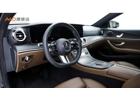 Mercedes-Benz E-Класс, 2023 год, 5 470 000 рублей, 5 фотография