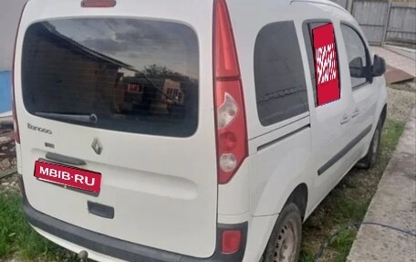 Renault Kangoo II рестайлинг, 2013 год, 700 000 рублей, 1 фотография