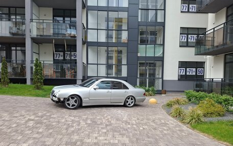 Mercedes-Benz E-Класс, 2000 год, 530 000 рублей, 3 фотография