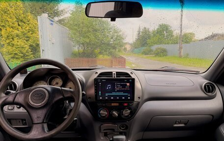 Toyota RAV4, 2001 год, 650 000 рублей, 10 фотография