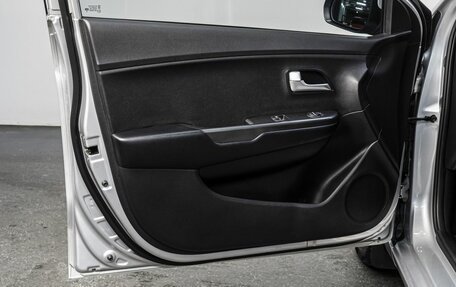 KIA Rio III рестайлинг, 2015 год, 1 200 000 рублей, 11 фотография