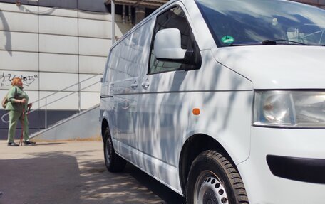 Volkswagen Transporter T5 рестайлинг, 2007 год, 1 070 000 рублей, 10 фотография