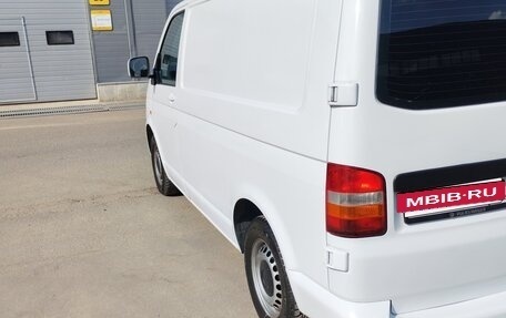 Volkswagen Transporter T5 рестайлинг, 2007 год, 1 070 000 рублей, 31 фотография