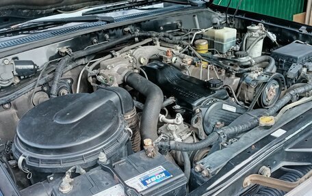 Toyota Land Cruiser 100 рестайлинг 2, 2006 год, 1 950 000 рублей, 5 фотография
