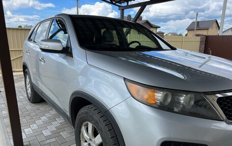 KIA Sorento II рестайлинг, 2010 год, 850 000 рублей, 2 фотография